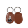 LLAVERO SIMIL PIEL MARRON CON IMAGEN_5